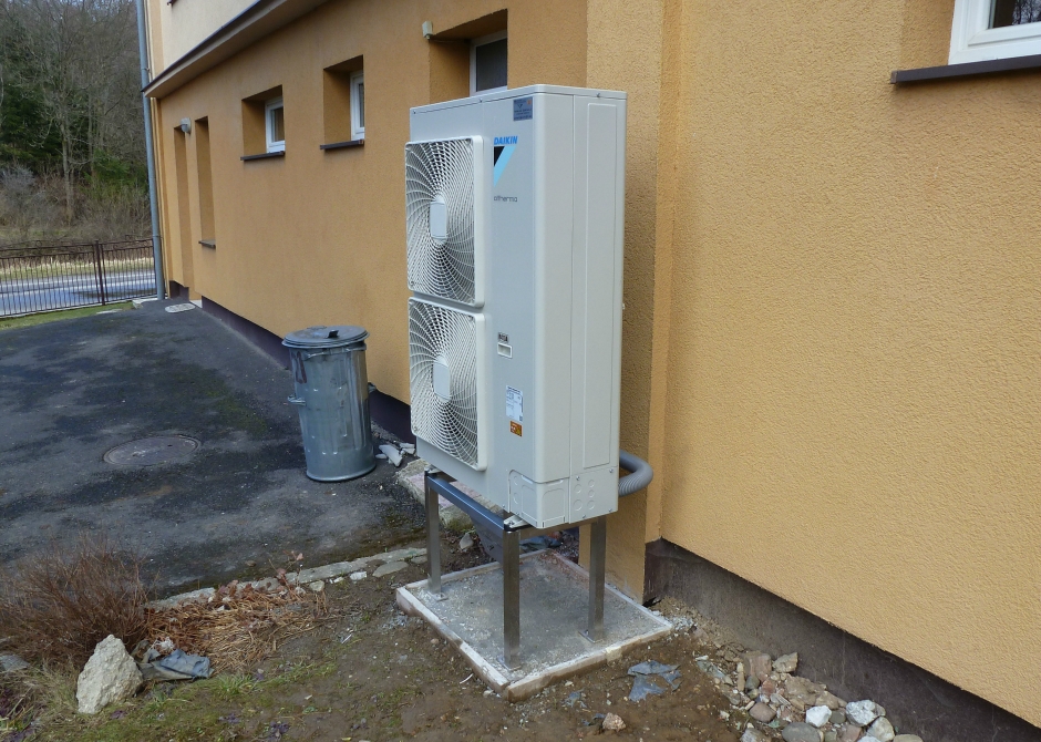 Tepelné čerpadlo Daikin Altherma HT - administratívna budova, Trstená