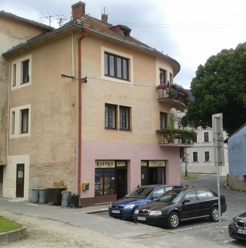 Tepelné čerpadlo Daikin Altherma LT - kaviareň & trafika, Kremnica